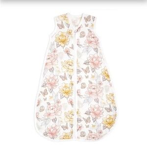 New in box Aden + Anais Organic Muslin Sleeping Bag Blanket